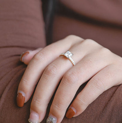 Stunning 0.5 - 1.5 CT Princess Moissanite Engagement Ring with Pave Design 4