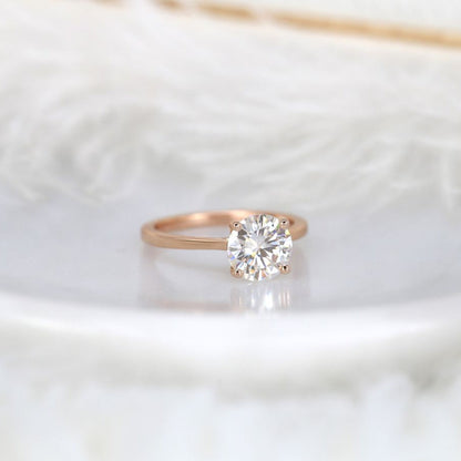 Stunning 2.0 CT Round Moissanite Engagement Ring with Solitaire Design 2