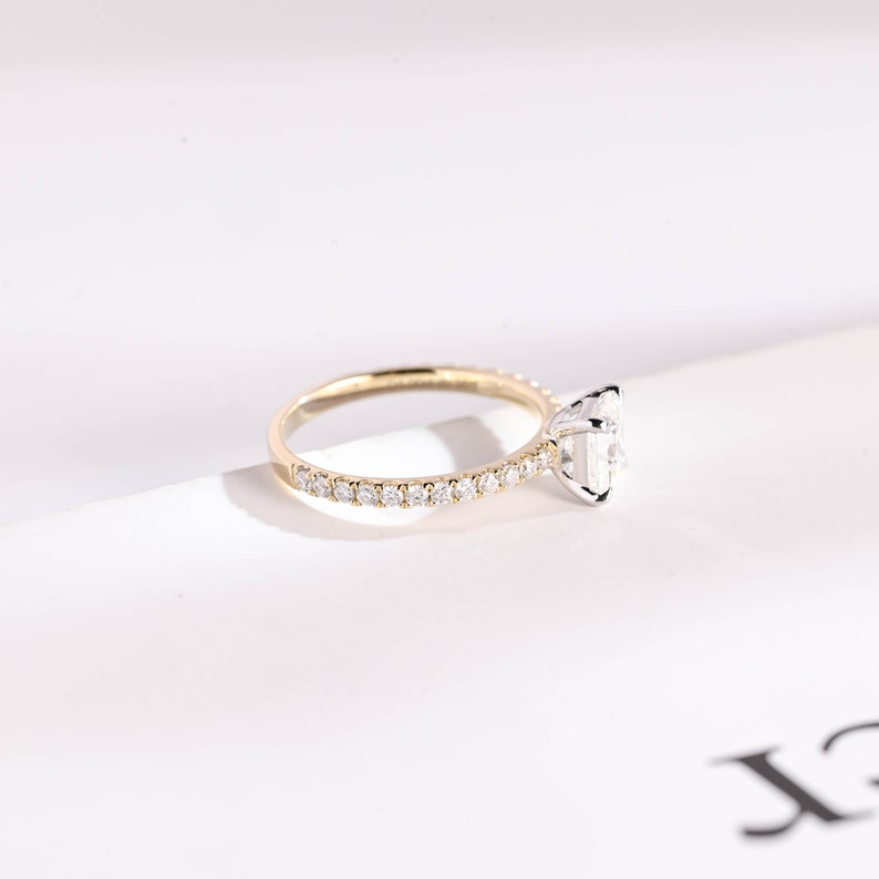 Stunning 0.5 - 1.5 CT Princess Moissanite Engagement Ring with Pave Design 3