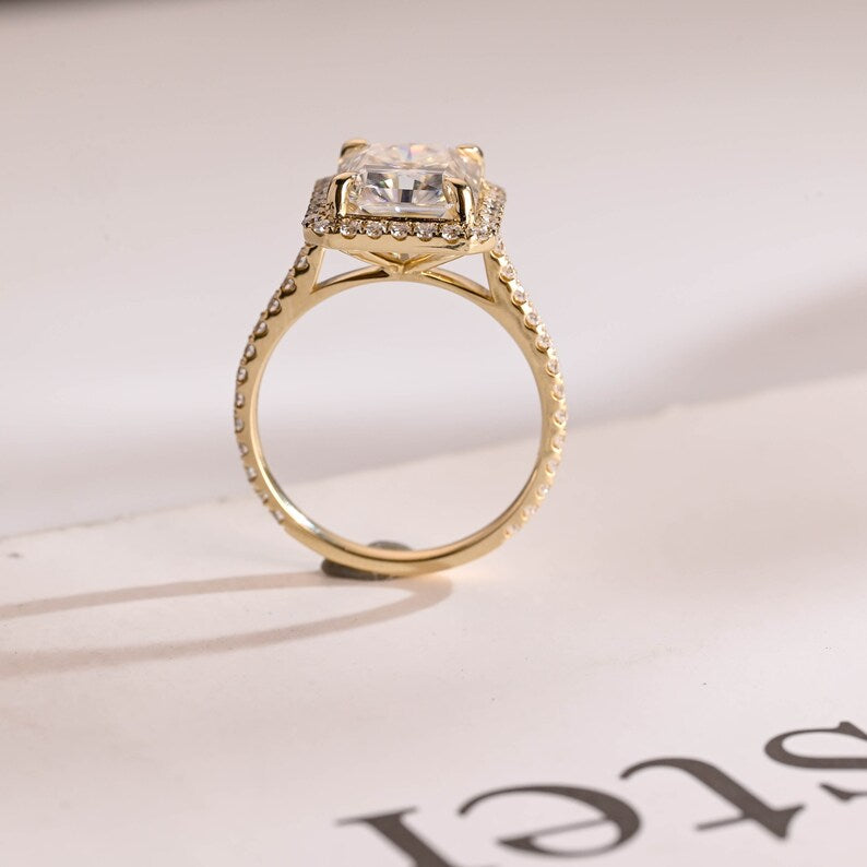 Stunning 1.5 - 2.5 CT Radiant Moissanite Engagement Ring with Pave & Halo Design 7