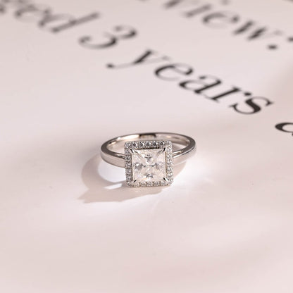 Stunning 1.0 - 2.0 CT Princess Moissanite Engagement Ring with Halo Design 1