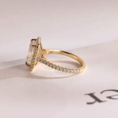 Stunning 1.5 - 2.5 CT Radiant Moissanite Engagement Ring with Pave & Halo Design 3