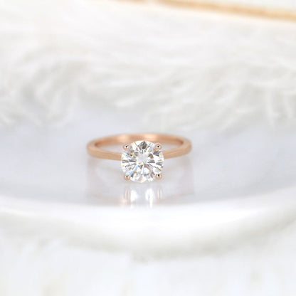 Stunning 2.0 CT Round Moissanite Engagement Ring with Solitaire Design 1